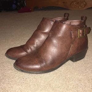 Brown faux leather ankle booties
